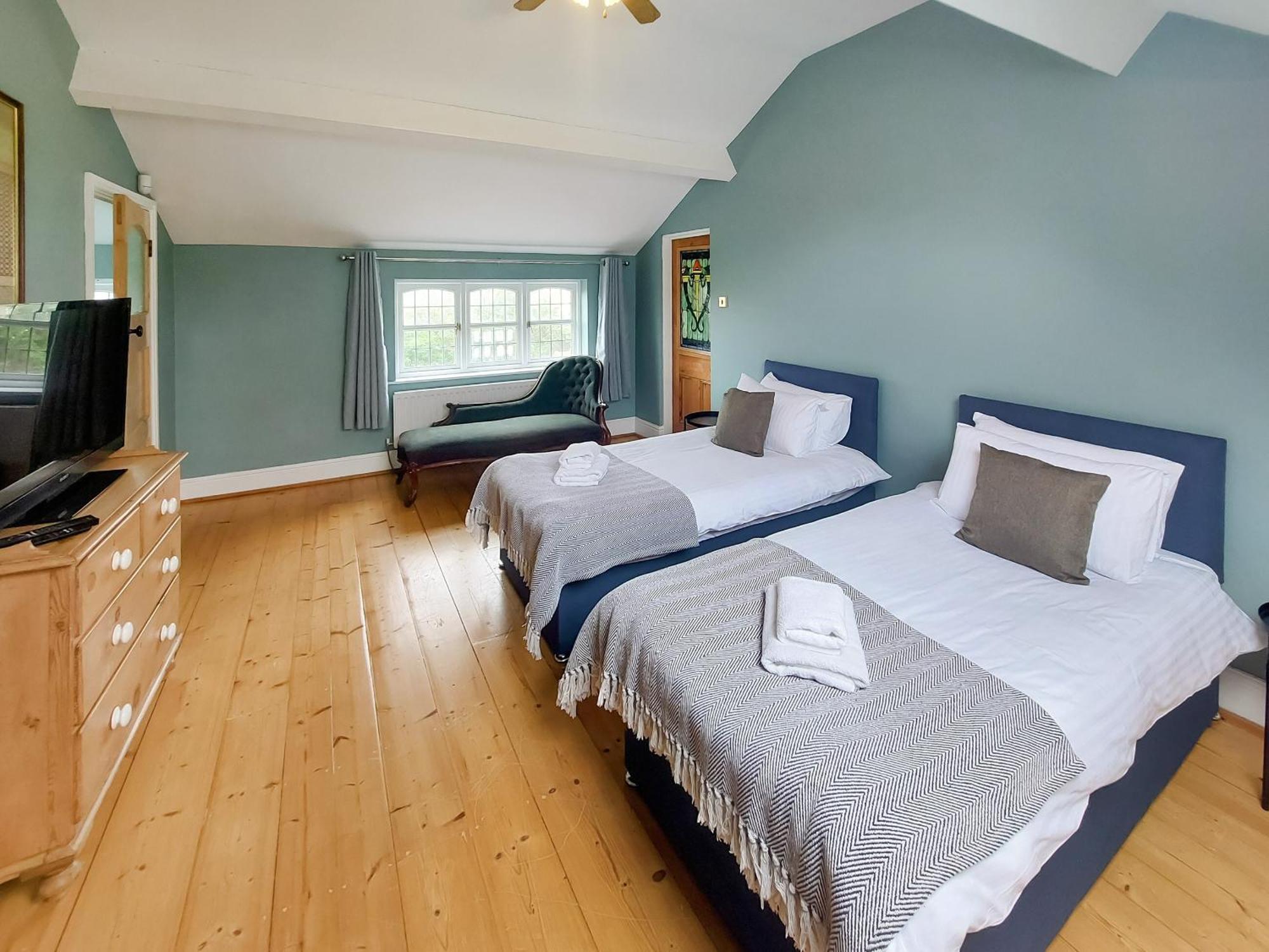 Oakridge Villa Hinderwell Ngoại thất bức ảnh